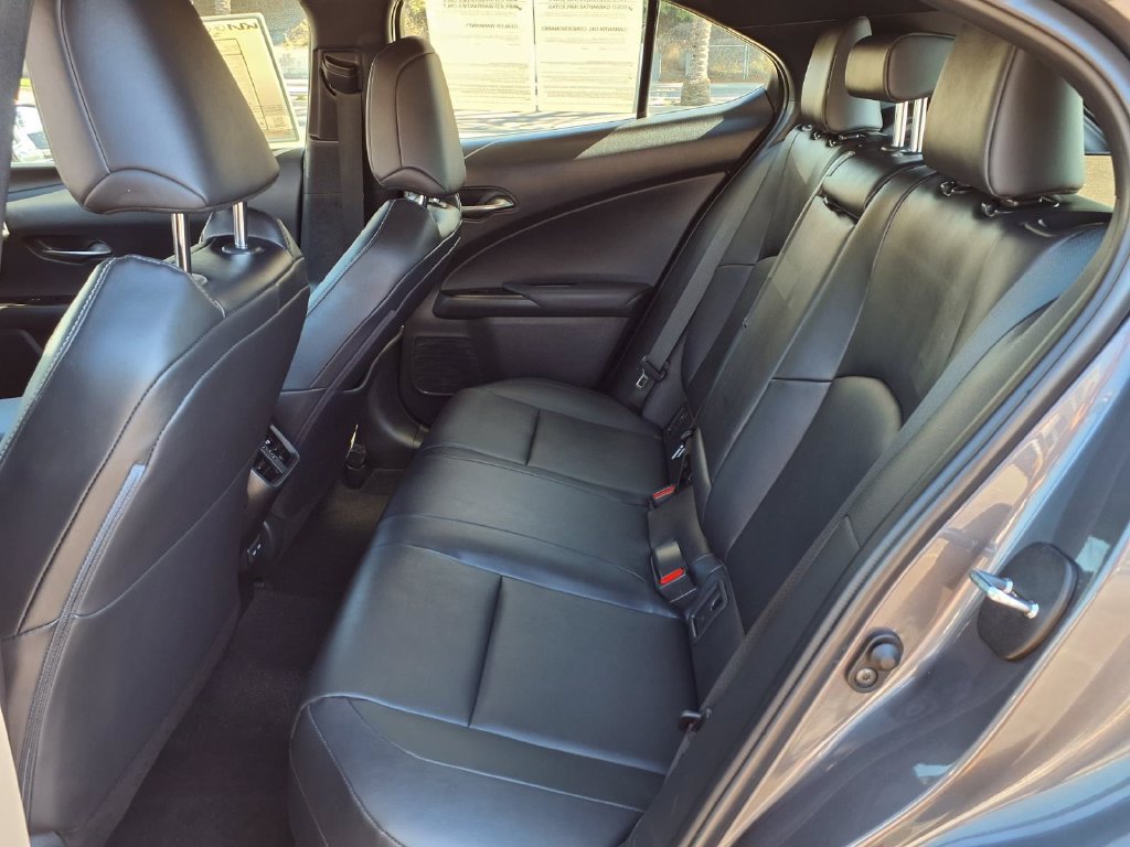 Used 2022 Lexus UX 200 w/ Accessory Package (Z1) FWD image 13