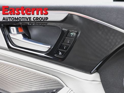 Used 2023 Acura MDX w/ Technology Package AWD/4WD image 21