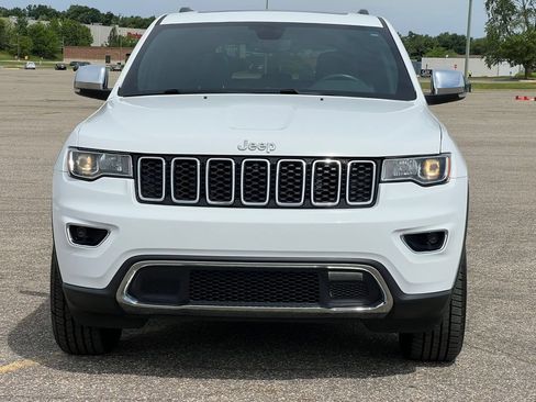 Used 2019 Jeep Grand Cherokee Limited w/ Trailer Tow Group IV AWD/4WD image 46