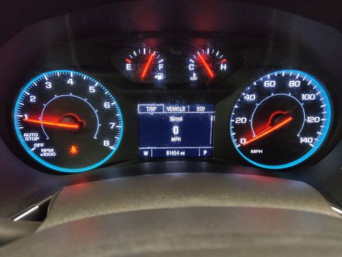 Used 2024 Chevrolet Equinox LS w/ Midnight Edition FWD image 23