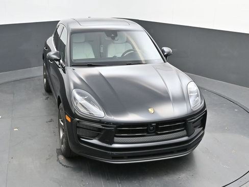 New 2025 Porsche Macan S image 37
