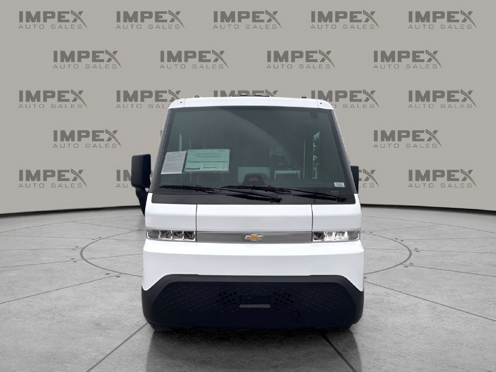 Used 2025 Chevrolet Brightdrop 600 AWD/4WD image 5