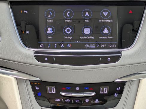 Certified 2024 Cadillac XT5 Premium Luxury FWD image 17