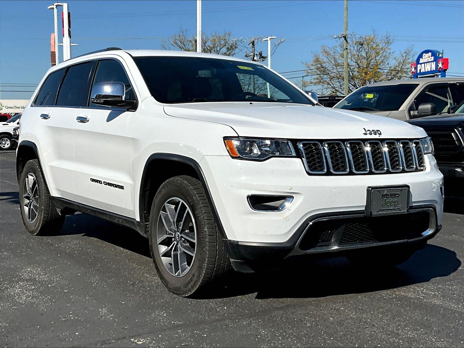 Used 2018 Jeep Grand Cherokee Limited AWD/4WD image 3