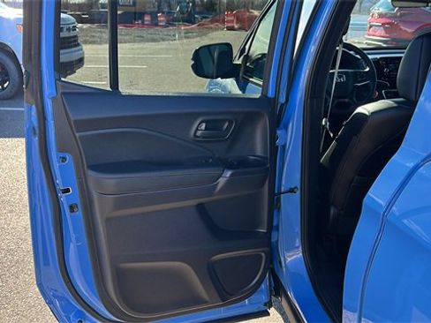 Used 2025 Honda Ridgeline TrailSport image 23