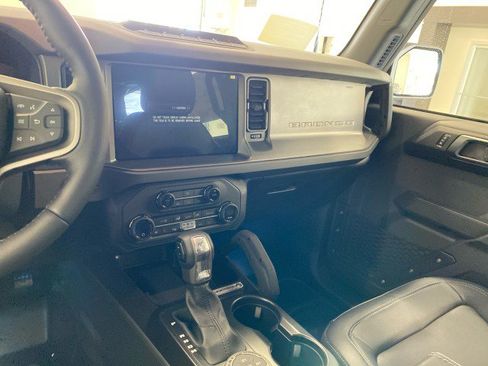 New 2025 Ford Bronco Badlands AWD/4WD image 12