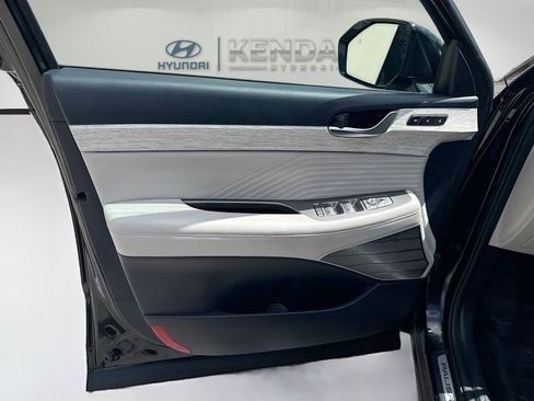 Used 2023 Hyundai Palisade Calligraphy FWD image 17