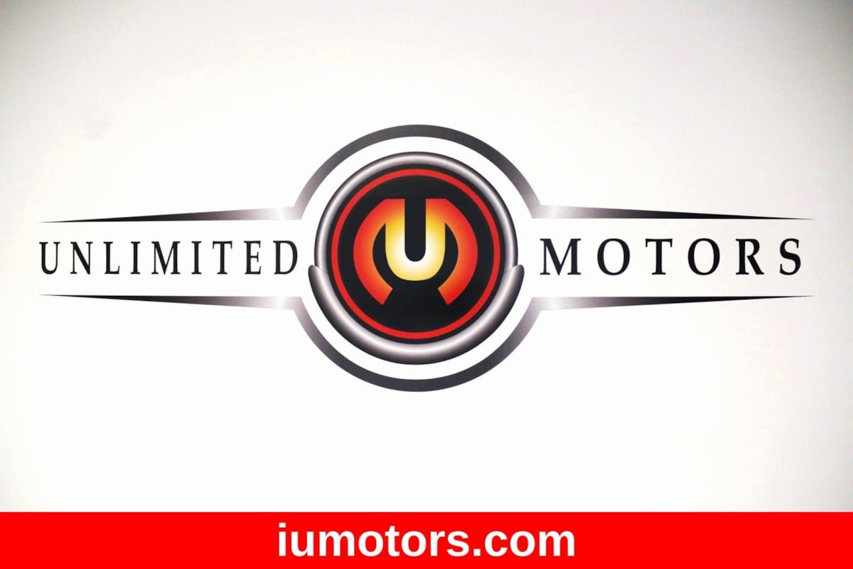 Used 2021 Jeep Gladiator Sport AWD/4WD image 2
