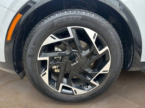 Used 2025 Kia Sportage SX FWD image 31