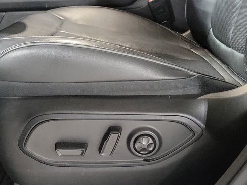 Used 2023 Jeep Grand Cherokee L Overland image 26