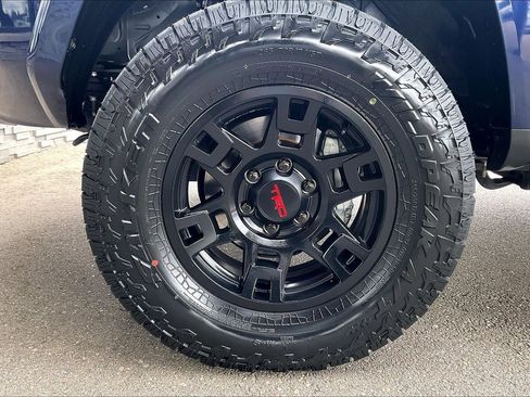 Used 2024 Toyota 4Runner TRD Off-Road image 21