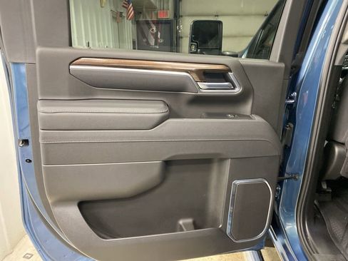 Used 2025 Chevrolet Silverado 3500 LT w/ All Star Edition image 20