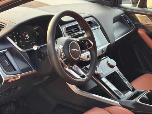 Used 2024 Jaguar I-PACE R-Dynamic HSE AWD/4WD image 17