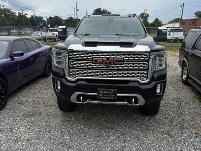 Used 2021 GMC Sierra 2500 Denali w/ Denali Black Diamond Edition