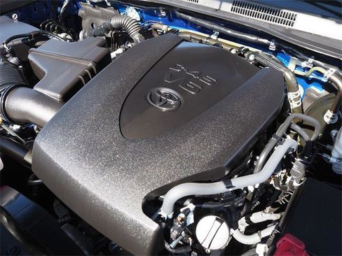 Certified 2023 Toyota Tacoma SR5 image 18