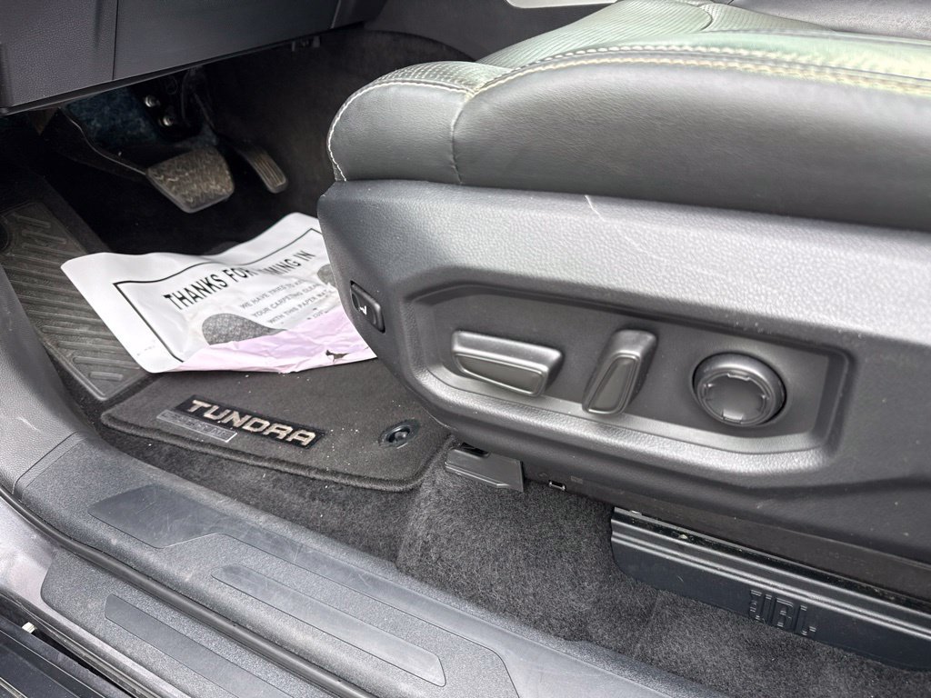Used 2024 Toyota Tundra Capstone AWD/4WD image 31