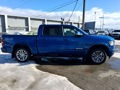 Used 2019 RAM 1500 Laramie w/ Sport Appearance Package image 9