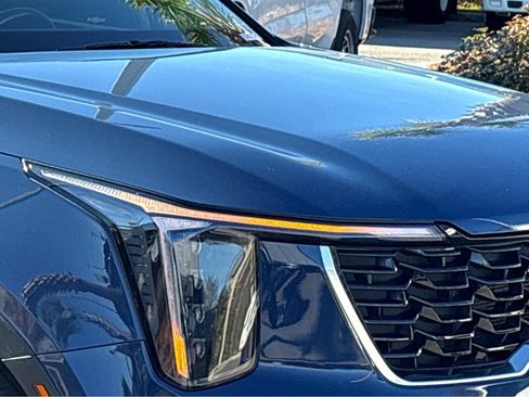 Used 2024 Kia Sorento SX image 19