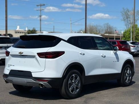 Used 2025 Chevrolet Blazer LT AWD/4WD image 26