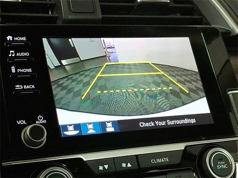 Used 2019 Honda Civic EX-L image 4