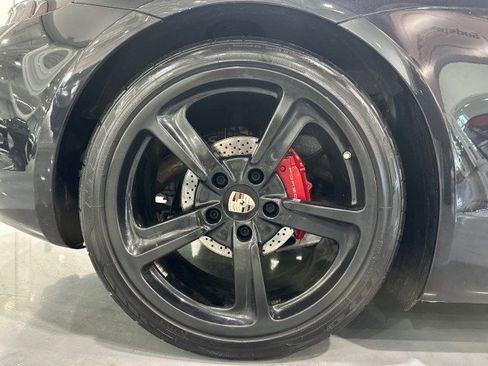 Used 2014 Porsche Boxster RWD image 7