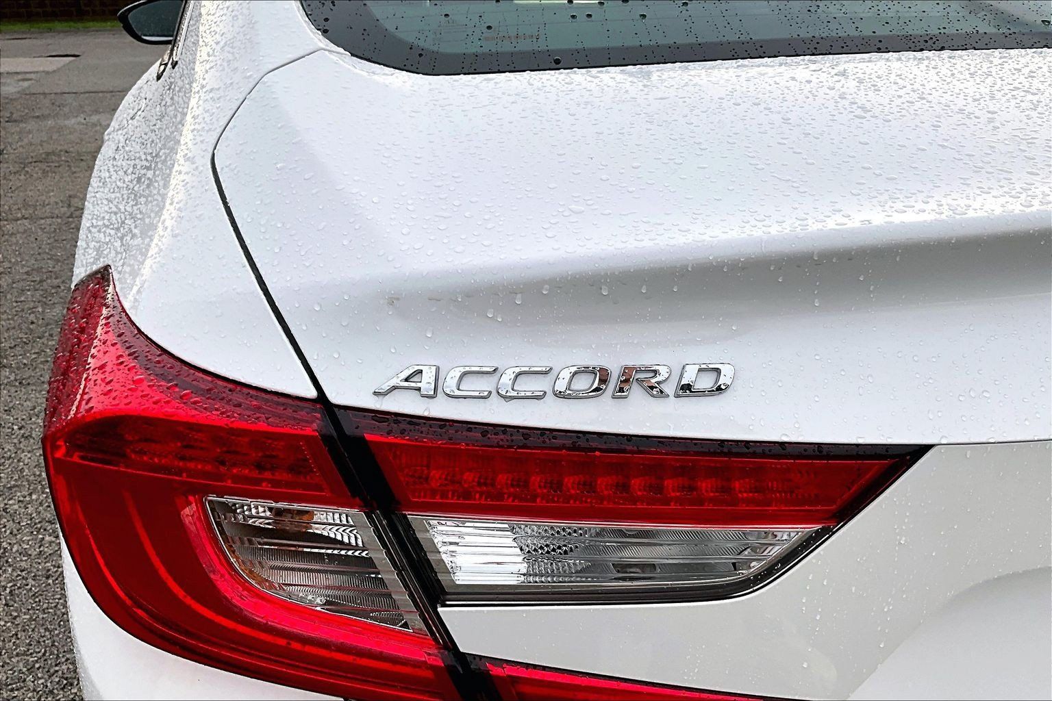 Used 2021 Honda Accord EX-L image 8