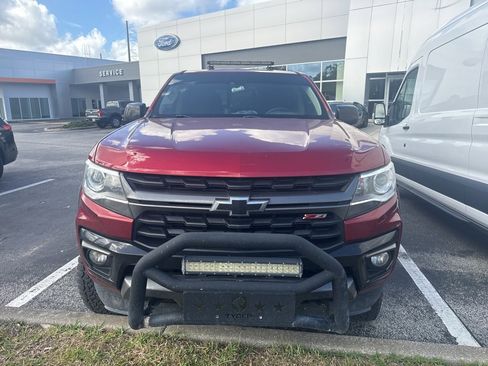 Used 2022 Chevrolet Colorado Z71 w/ Trail Boss Package image 6