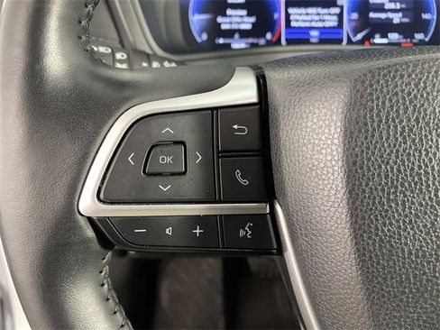 Used 2024 Toyota Grand Highlander Limited image 17