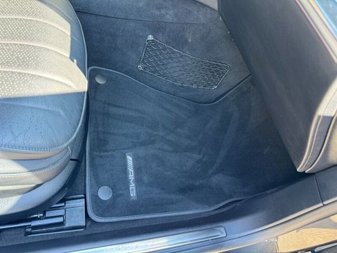 Used 2022 Mercedes-Benz S 580 4MATIC Sedan w/ AMG Line Package image 46