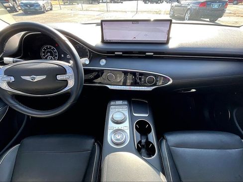 Used 2023 Genesis GV70 2.5T w/ Advanced Package image 21