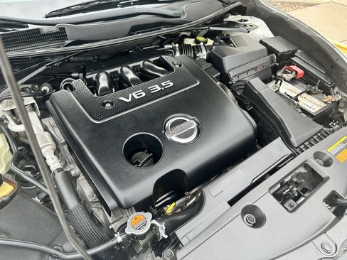 Used 2014 Nissan Altima 3.5 SL w/ Technology Package image 39