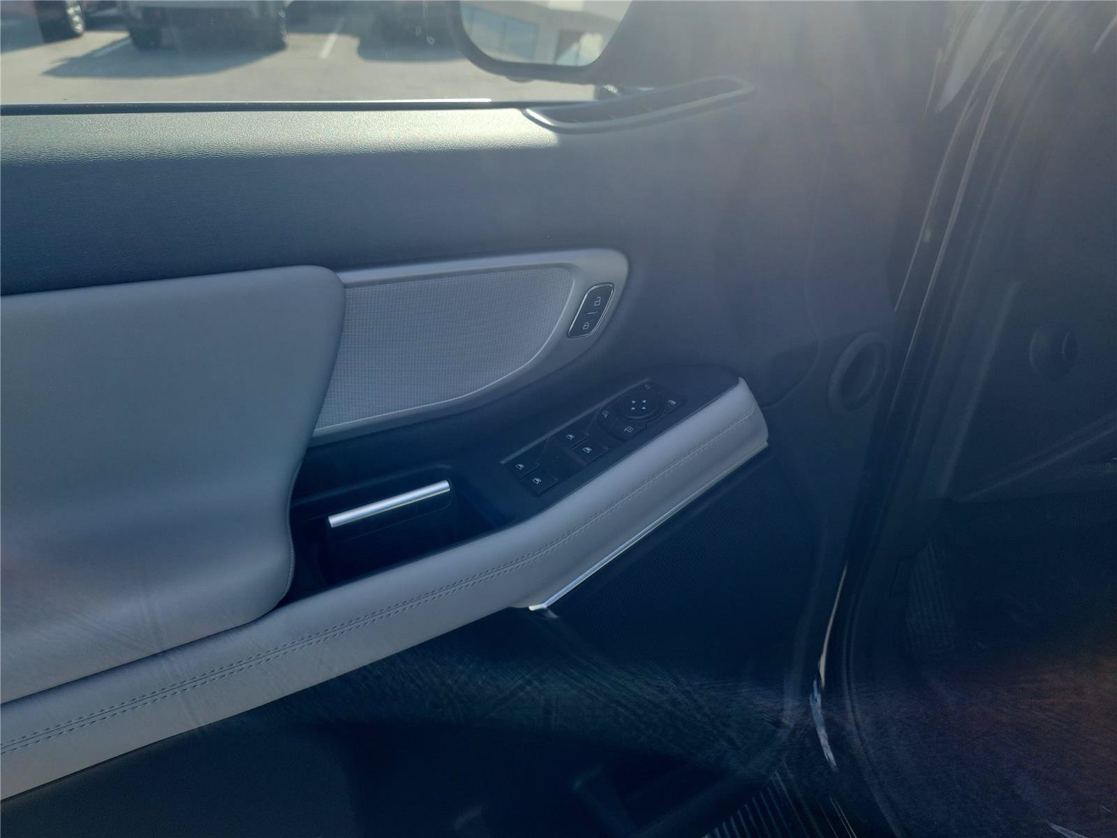 New 2027 Ford Expedition Max Active RWD image 11