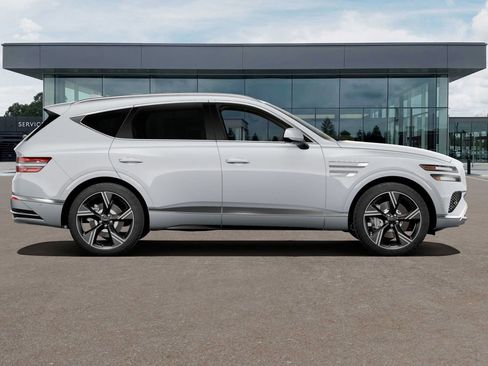 Used 2025 Genesis GV80 3.5T Prestige image 4