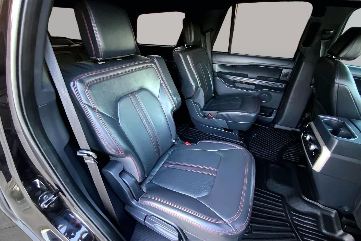 Used 2023 Ford Expedition Limited RWD image 19