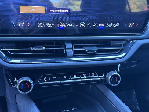 New 2025 Chevrolet Equinox EV RS image 26