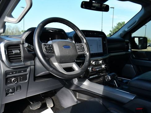 Used 2022 Ford F150 Lariat w/ Equipment Group 502A High AWD/4WD image 11