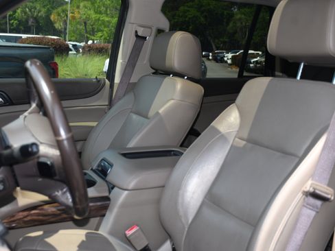 Used 2018 GMC Yukon SLT w/ Open Road Package RWD image 13