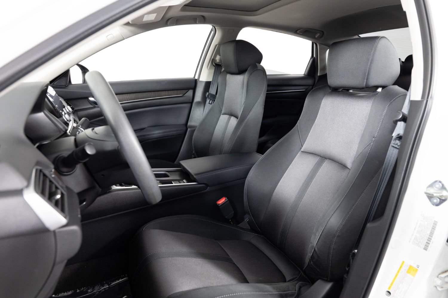Used 2018 Honda Accord EX image 15