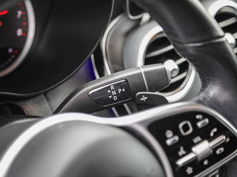 Used 2022 Mercedes-Benz GLC 300 4MATIC Coupe image 17