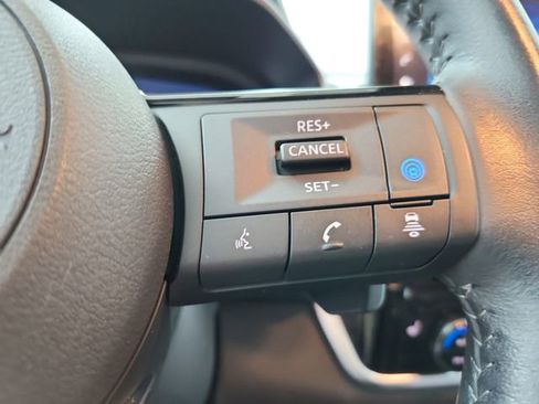 Used 2024 Nissan Rogue SL w/ SL Premium Package FWD image 26
