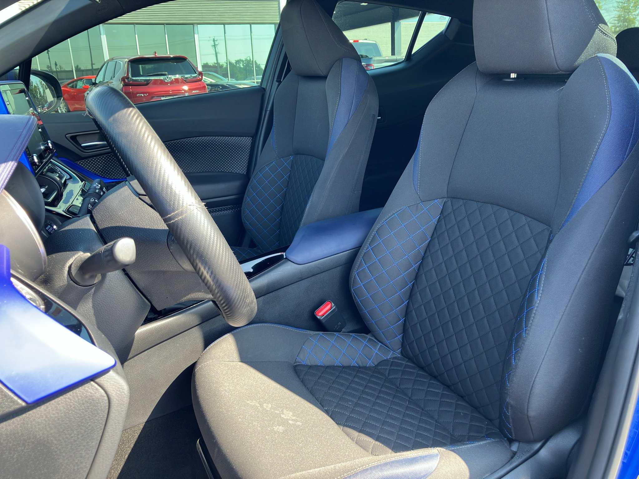 Used 2021 Toyota C-HR XLE FWD image 26