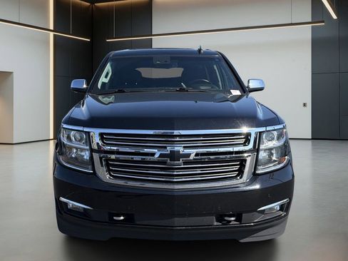 Used 2017 Chevrolet Suburban Premier AWD/4WD image 8