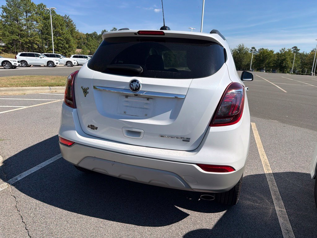 Used 2020 Buick Encore Preferred AWD/4WD image 13