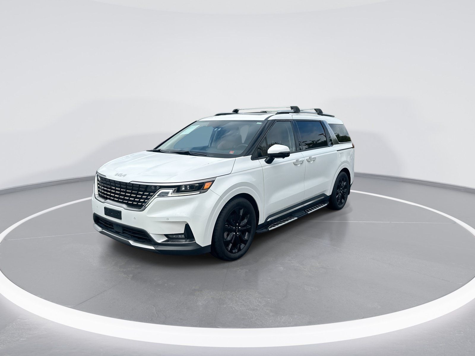 Used 2023 Kia Carnival SX Prestige FWD image 5