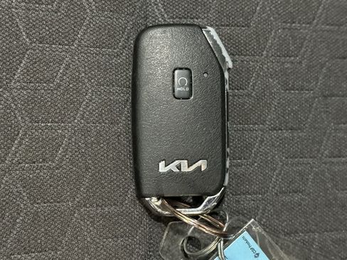 Used 2024 Kia Seltos S FWD image 27