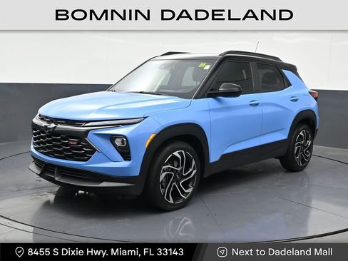 Used 2024 Chevrolet TrailBlazer RS w/ Driver Confidence Package FWD image 1