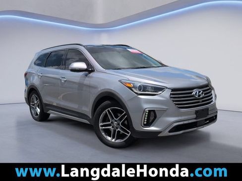 Used 2017 Hyundai Santa Fe Limited AWD/4WD image 1