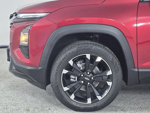 New 2026 Chevrolet Equinox RS w/ Convenience Package III FWD image 8