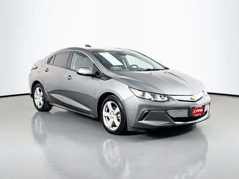Used 2017 Chevrolet Volt LT w/ Comfort Package FWD image 7