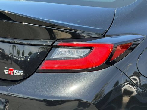 Used 2023 Toyota GR86 Premium RWD image 25